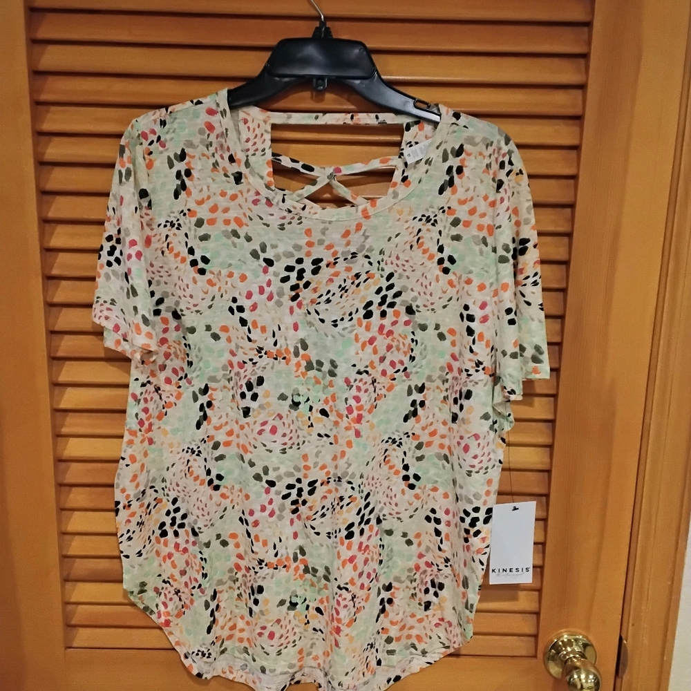 NWT Multicolor Kinesis Top Large